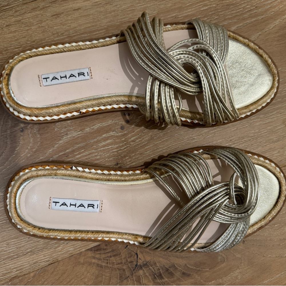 Tahari Cailyn Leather Gold Sandal Women's, Size 8 NWOT